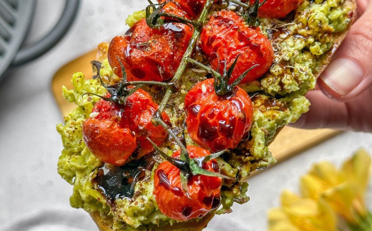 Peas on toast, an alternative to avo on toast, with roasted tomatoes on top